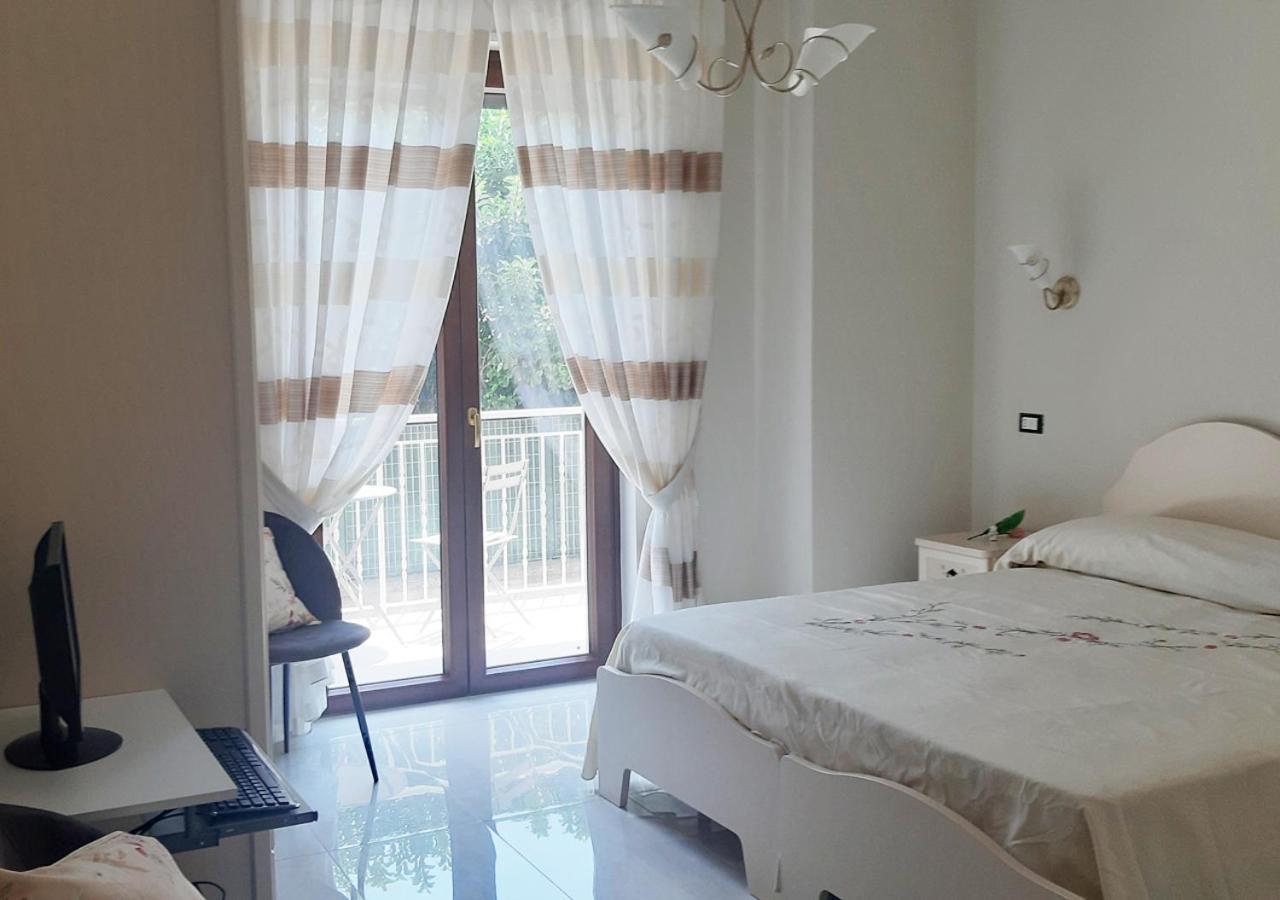 Domus In Fonte Bed and Breakfast Scafati Eksteriør billede